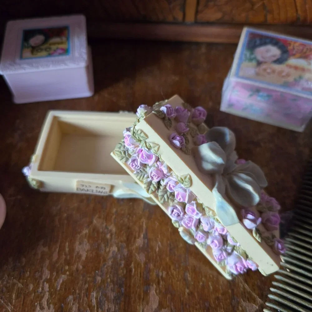 Vintage Box of Pink Roses Trinket Box Romantic Cottagecore Victorian Style